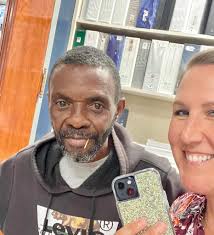 Cecil Manuel's Instagram, Twitter & Facebook