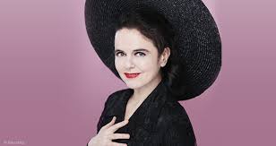 Part of her childhood was. Amelie Nothomb Tous Les Livres D Amelie Nothom Cultura