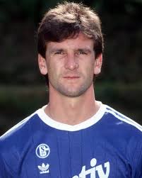 Egon Flad » Bilanz unter Árbitro Walter Stark