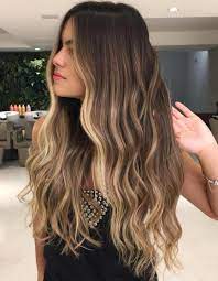 20 Best Face Framing Highlights For Every Face Shape Highlights Brown Hair Balayage Brown Hair Balayage Brown Hair With Caramel Highlights