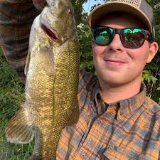 Anyone available to help me run the new zombies EE?