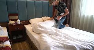 全包丝袜伪娘被炮机大鸡巴疯狂抽插到大脑一片空白