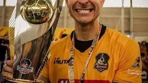 Este é o canal desimpedidos: Apos Experiencia No Futsal Youtuber Fred Sonha Em Jogar No Campo Aceitaria Com O Maior Prazer