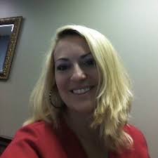 Danielle Moxley (@dmoxley84)