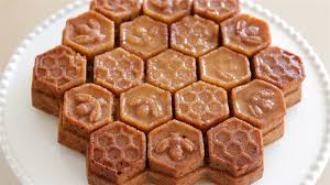 But if you're looking to try something new, one of the most exciting places to start is with regional dessert recipes. 1r Oxfygpehzjm