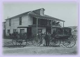 Maison Funeraire Heritage Funeral Home Home House Styles