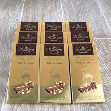 Al nassma camel milk choc. Top 7 Best Souvenirs To Bring Back From Dubai Foodfindsasia Com