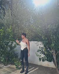 Plot twist: It all goes well and only keeps getting better ☝🏽😌💫