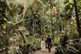 National Tropical Botanical Garden Wedding On Kauai Jessi Chris Botanical Gardens Wedding Garden Wedding Kauai Wedding