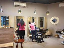 Yandex.maps shows business hours, photos and panorama views, plus directions to get there on public transport, walking, or driving. Ellys Beauty Salon Harga Promo 2021 Di Traveloka Xperience