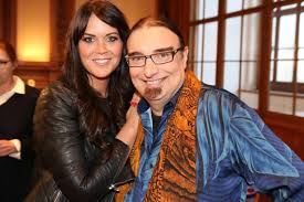 Maybe you would like to learn more about one of these? Warum Laut Mode Expertin Martina Reuter Ruhig Geschummelt Werden Darf Kurier At