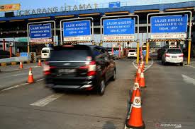 Jalan industri selatan blok pp no 2e. Relokasi Gerbang Tol Cikarang Utama Kurangi Kemacetan 50 Persen Antara News