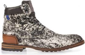 Warm materials, rugged soles and a comfortable tread for that bit of extra grip, it's all part of the boots collection this winter. Floris Van Bommel 20058 02 Off White Multi Zwart Maat 43 5 Schoenen Nl