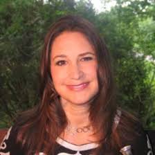 Jennifer Kummer's Instagram, Twitter & Facebook