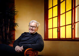 She is also known for writing the column vetenskapskollen (science watch) in the newspaper svenska dagbladet, where she examines the correctness and scientific accuracy of sensational news and. Ingmar Skoog En Av Arets Sommarpratare Senioren