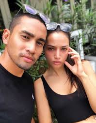 Tetapi katanya lagi, dia dan kekasihnya kini sedang sibuk dengan persiapan majlis yang bakal diadakan awal tahun depan. Hubungan Dengan Kekasih Masik Baik Cuma Tiada Ilham Tarikh Sesuai Nikah Idris Khan