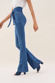 Calças Jeans Que Estão Na Moda 2020 Pin Em Verao 2020