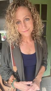 Kelly Marvin's Instagram, Twitter & Facebook