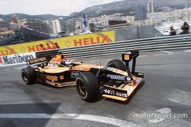 Damn, jos verstappen gave an update about max after he crashed due to a touché with lewis hamilton. Jos Verstappen Profile Bio News High Res Photos High Quality Videos