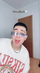 Jajajajaja ayyy papayadecelaya con esta joya 🤣🕺🏻// Outfit by:  @siksilkofficial #fyp #xyzbca #parati #foryou #aguilads #viral