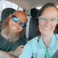 A New London man was found dead from an apparent drug overdose Friday after  Mansfield police responded to a local hotel.