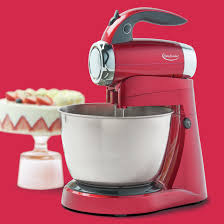Five speeds and two stainless steel turbo beater accessories provide you with the power and control to mix up your favorite cookie dough, mash potatoes and so much more. Betty Crocker 7 Speed 3 Qt Stand Mixer Reviews Wayfair