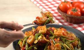 Nah berikut bundamimi akan coba sharing beberapa ide menu makan malam yang simple, yang pastinya bunda bisa praktekan juga dirumah. Menu Makan Malam Lezat Dan Praktis Untuk Keluarga Mahi
