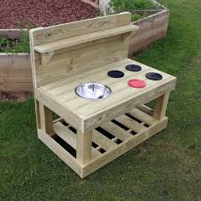 Mud kitchens are exciting, messy, creative areas to play. Buy Mud Kitchen Online Discovering Days