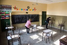 Hoy imaginamos una vuelta como europa, escalonada, no con todos los estudiantes simultáneamente. Escuelas Santafesinas Reciben Aportes Para Preparar La Vuelta A Clases Presenciales El Litoral Noticias Santa Fe Argentina Ellitoral Com
