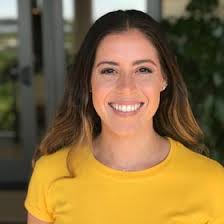 Shelby Silverman's Instagram, Twitter & Facebook