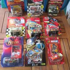 Lightning speed is a fun racing game featuring characters from the cars movie. Raising The Bar Hendersonville Nc 28792 Estatesales Org