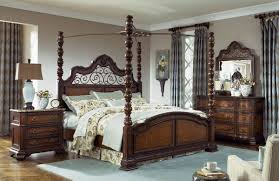 Why would you buy a canopy bedroom set? Legacy Classic Royal Tradition Poster Canopy Bedroom Set 1080 Canopybedset At Homelement Com