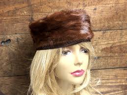 Vintage Mink Wrap Pill Box Ladies Hat, 40's Fur Hat, Ladies Mink Hat, Brown  Fur Hat, Pariseau's of Manchester, NH, Vintage Mind Pill Box
