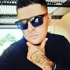 Leon Escobar (@leonescobar213) • Instagram photos and videos