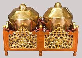 Kenong Merupakan Unsur Instrumen Pencon Gamelan Yang Paling Gemuk Dibandingkan Dengan Kempul Dan Gong Yang Walaupun Besar Namun Berbentuk Instrumen Gong Musik
