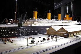 Another unsettling event took place when titanic left the southampton dock. Telegraf Kapal Titanic Akan Dipulihkan Republika Online