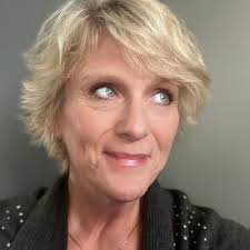 womensupportingwomen