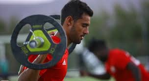 قال مصدر داخل الأهلي أن أحمد ياسر ريان مهاجم الفريق المعار الى صفوف سيراميكا كليوباترا لنهاية الموسم الحالي ، سيعود بشكل طبيعي إلي الأهلي فى نهاية الموسم الحالي بإنتهاء إعارته. Ahmed Yasser Rayyan Facebook