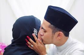 Solla 'alaikallah (zikir terapi selawat). Imam Muda Najdi Kongsi Kisah Cinta Bersama Isteri Kepada Peminat Munsyeed