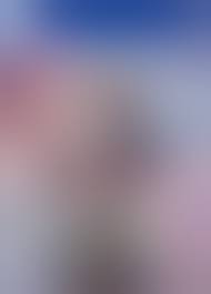 グラブル 巨大娘本]巨大娘化したオリヴィエがサンダルでアリンコのような人の群れを踏み潰したり、谷間に逃げ込んだ人を胸で押しつぶしたり… | 同人すまーと