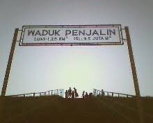 (2003) meskipun tidak bersifat toksik adanya masukan limbah pertanian yang terbawa oleh. Obyek Wisata Waduk Penjalin Patuguran Priyanto S Blog