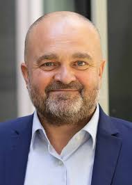 Jahres– bericht 22/23