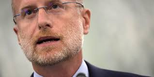 Helen Fall (@vaviola)