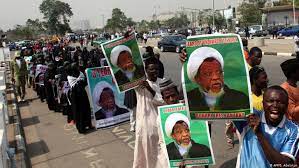 Free zakzaky protest at abuja human right commission in the nigerian capital today the 19th of jan 2016 by students and national youth service corps thank god he is an hausa man an a muslim. Dambarwar Kan Belin Ibrahim El Zakzaky Zamantakewa Dw 08 08 2019