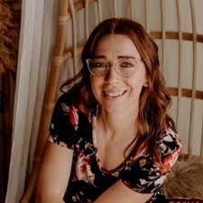 Cindy Orser's Instagram, Twitter & Facebook