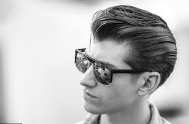 Being a clever and a sporty boy, alex was rather indifferent occupation: Alex Turner Weight Height And Age Body Measurements