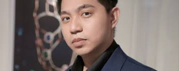 ANTHONY MOULTON Người Kiến Tạo Giá Trị Thương Hiệu