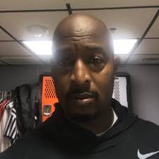 Derion Gipson (@DerionDgip32)