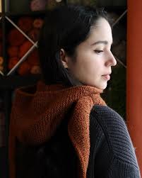 The Plain Yoke Tee 22 by Lene Holme Samsoe (Le Knit). I used Hobbii Acacia  in the colorway Hunter Green