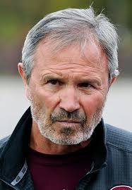 Rematch of opener is for crown